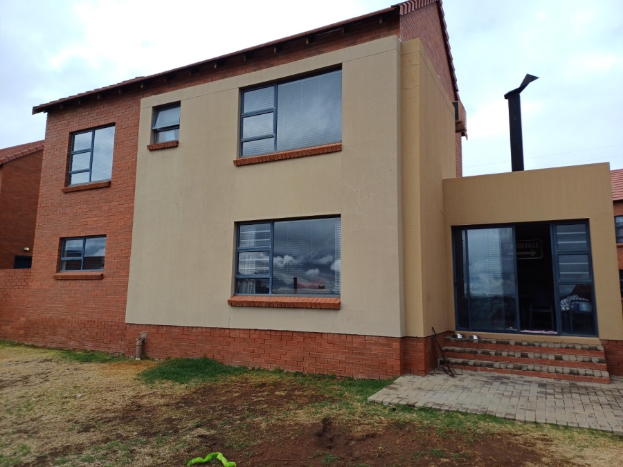 3 Bedroom Property for Sale in Wild Olive Estate Free State